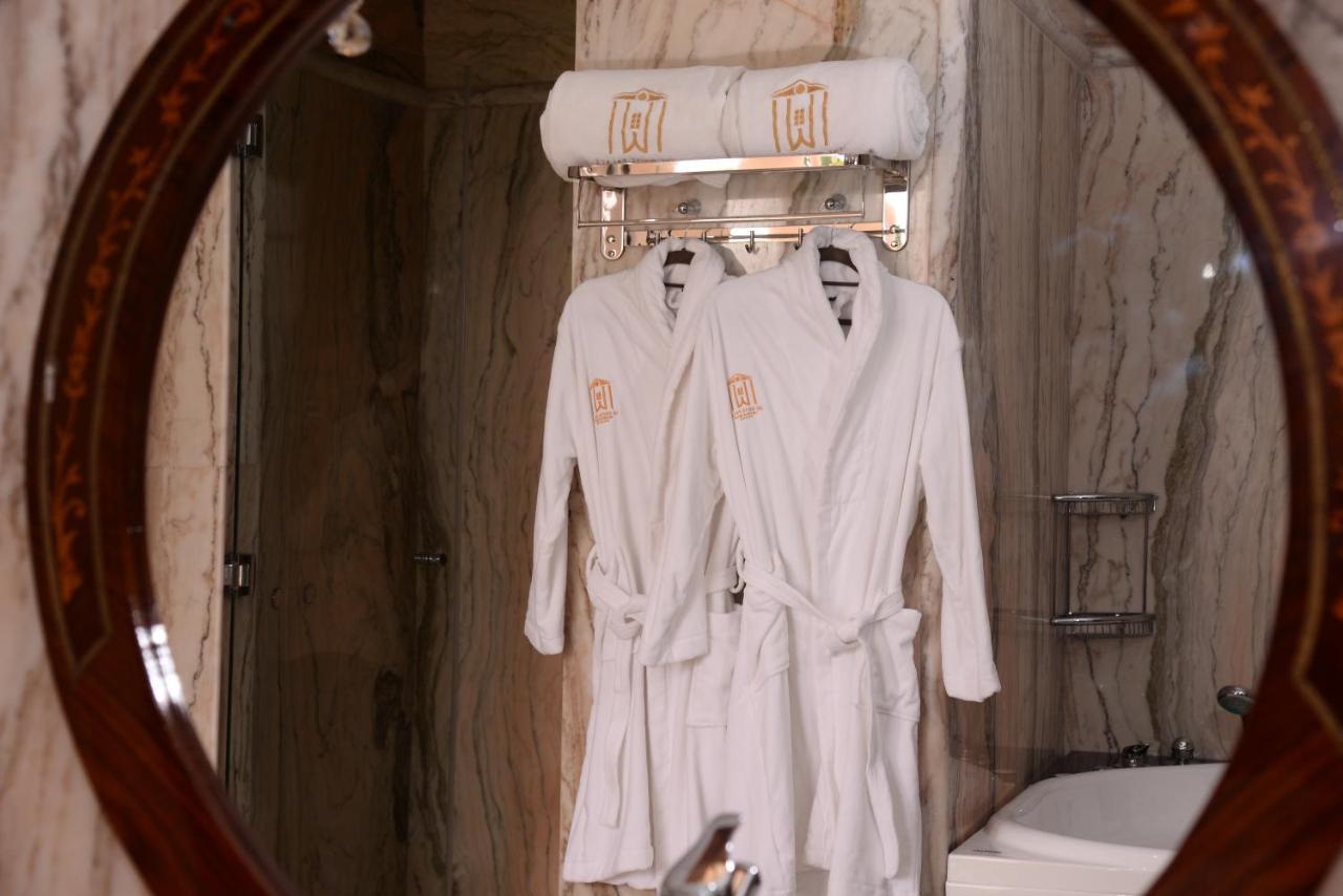 The White Palace 5*